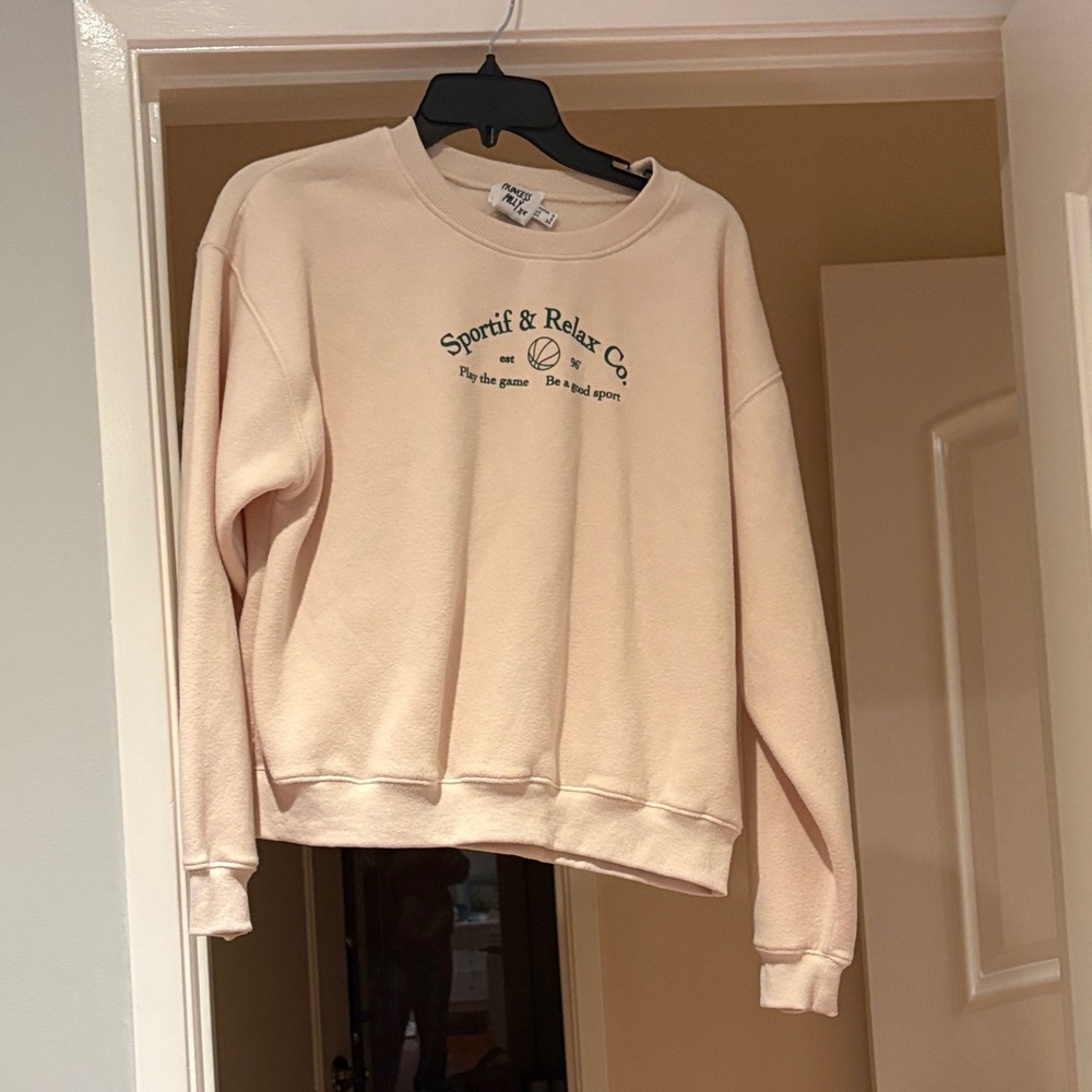 Sportif & Relax Co. Cream Sweatshirt